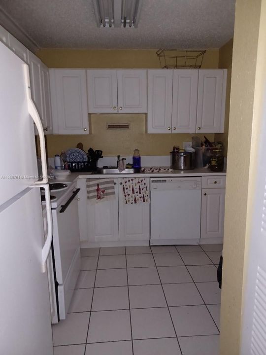 Recently Sold: $109,000 (1 beds, 1 baths, 790 Square Feet)