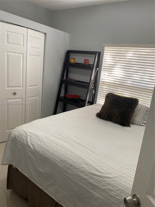 Recientemente alquilado: $950 (1 camas, 1 baños, 1137 Pies cuadrados)