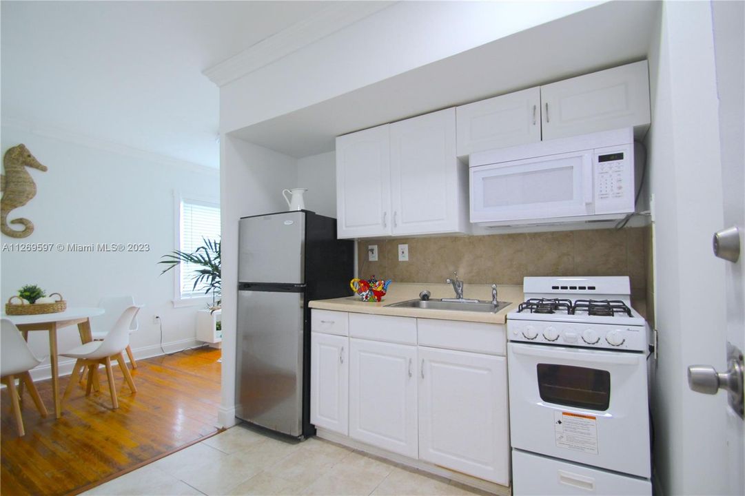 Recently Sold: $235,000 (1 beds, 1 baths, 428 Square Feet)