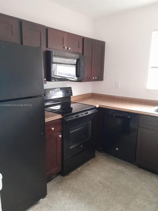 Recently Sold: $199,900 (2 beds, 1 baths, 603 Square Feet)