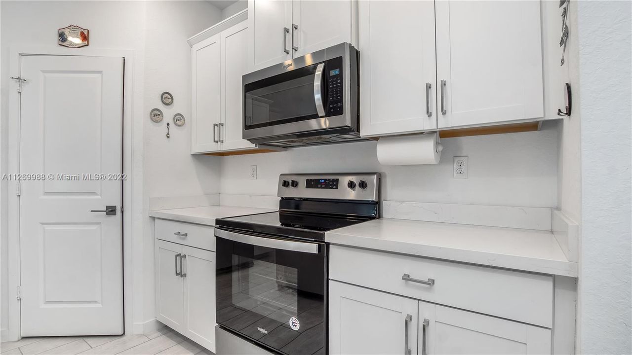 最近租的: $3,200 (3 贝兹, 2 浴室, 1741 平方英尺)