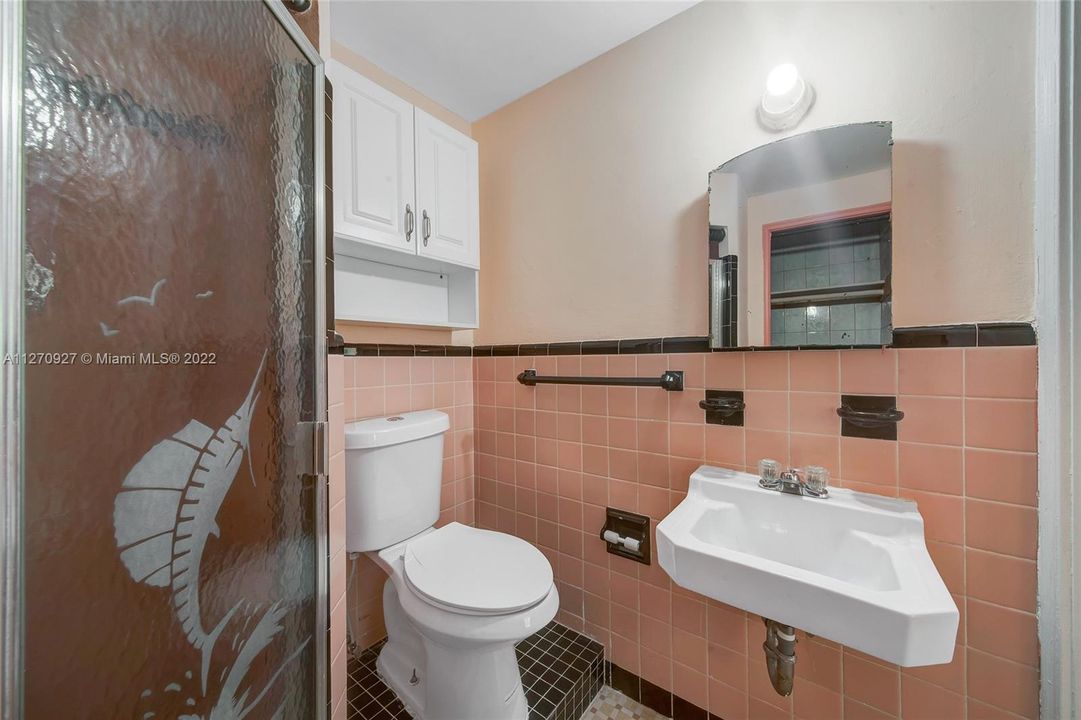 最近租的: $4,300 (3 贝兹, 3 浴室, 1700 平方英尺)