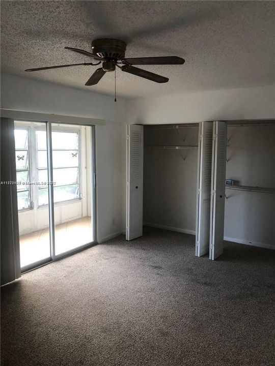 Recently Sold: $139,900 (1 beds, 1 baths, 715 Square Feet)