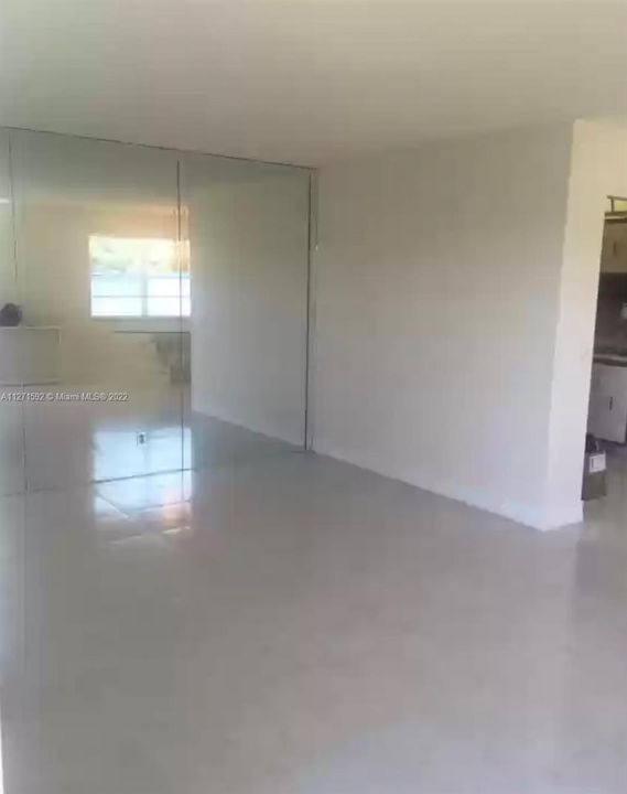 Vendido Recientemente: $90,000 (1 camas, 1 baños, 760 Pies cuadrados)