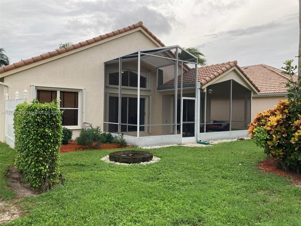 Recently Sold: $544,000 (3 beds, 2 baths, 1644 Square Feet)