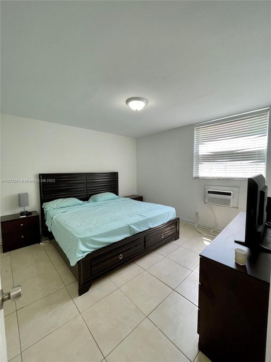Recently Sold: $225,000 (1 beds, 1 baths, 540 Square Feet)