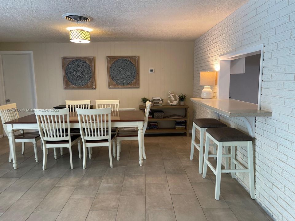 最近租的: $6,500 (3 贝兹, 2 浴室, 1612 平方英尺)