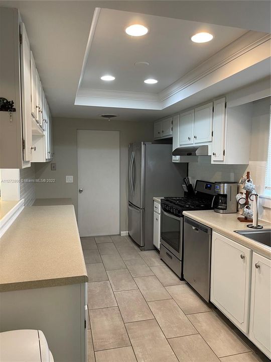 最近租的: $6,500 (3 贝兹, 2 浴室, 1612 平方英尺)