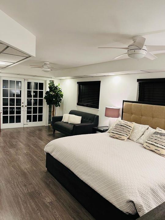 Recently Rented: $5,000 (3 beds, 2 baths, 2084 Square Feet)