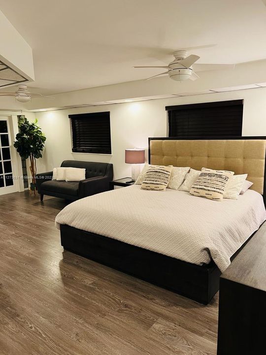 Recently Rented: $5,000 (3 beds, 2 baths, 2084 Square Feet)