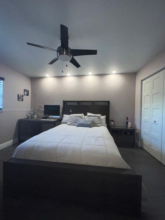 Recently Rented: $5,000 (3 beds, 2 baths, 2084 Square Feet)