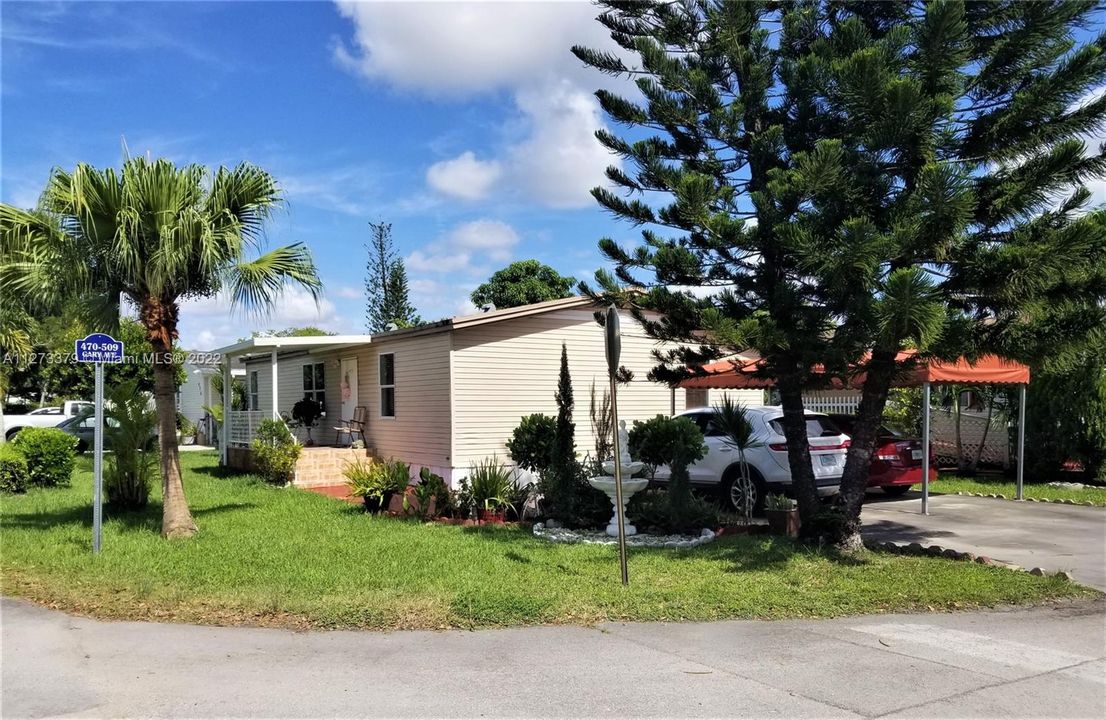 最近售出: $219,000 (3 贝兹, 2 浴室, 1170 平方英尺)