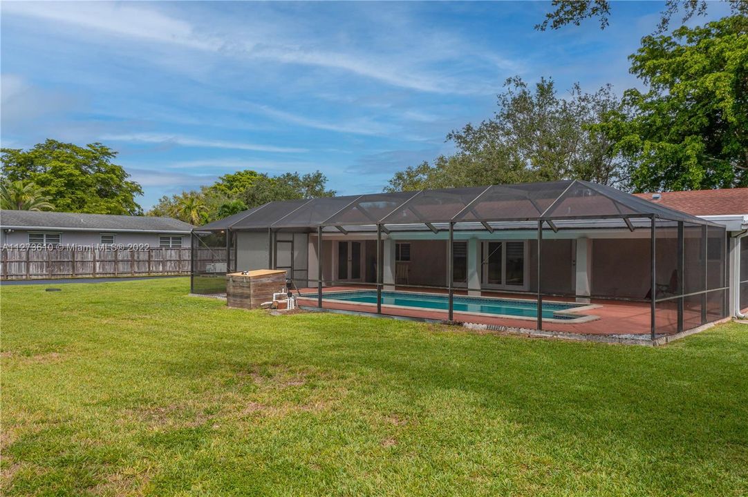 Recently Rented: $7,650 (4 beds, 2 baths, 0 Square Feet)