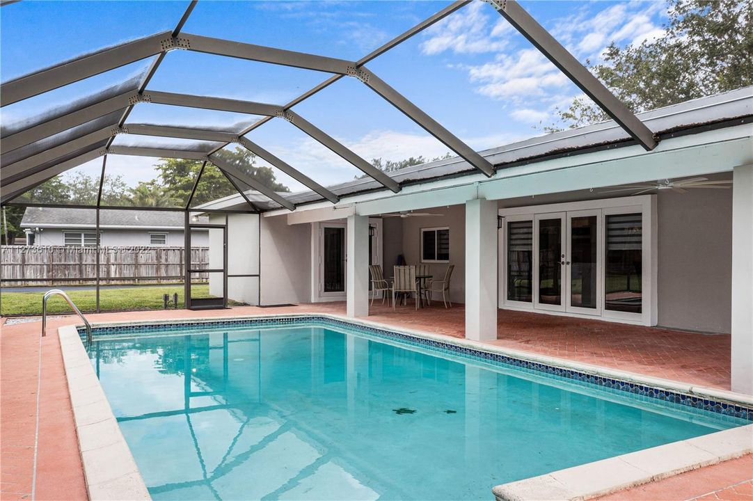 Recently Rented: $7,650 (4 beds, 2 baths, 0 Square Feet)