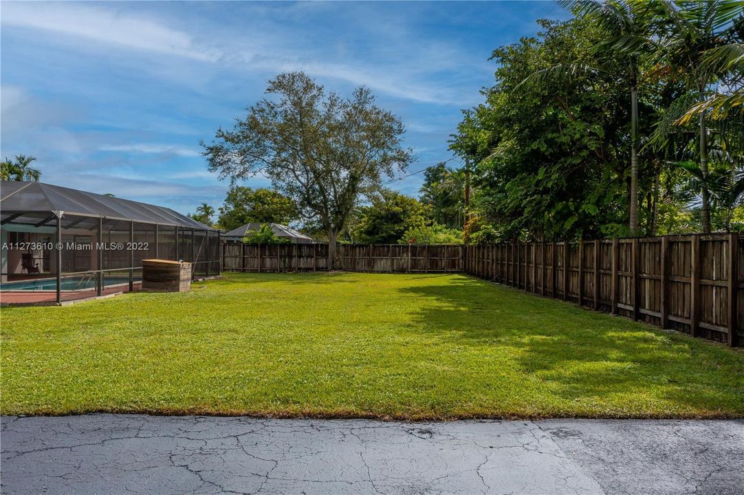 Recently Rented: $7,650 (4 beds, 2 baths, 0 Square Feet)