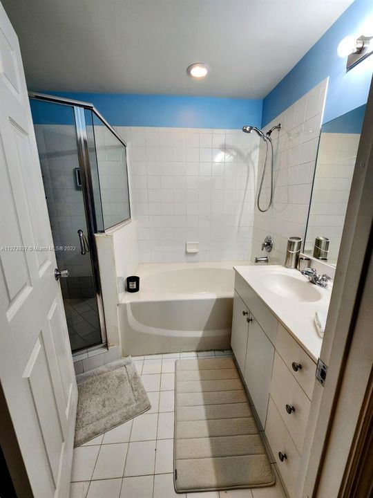 Недавно арендовано: $3,200 (2 спален, 2 ванн, 1282 Квадратных фут)