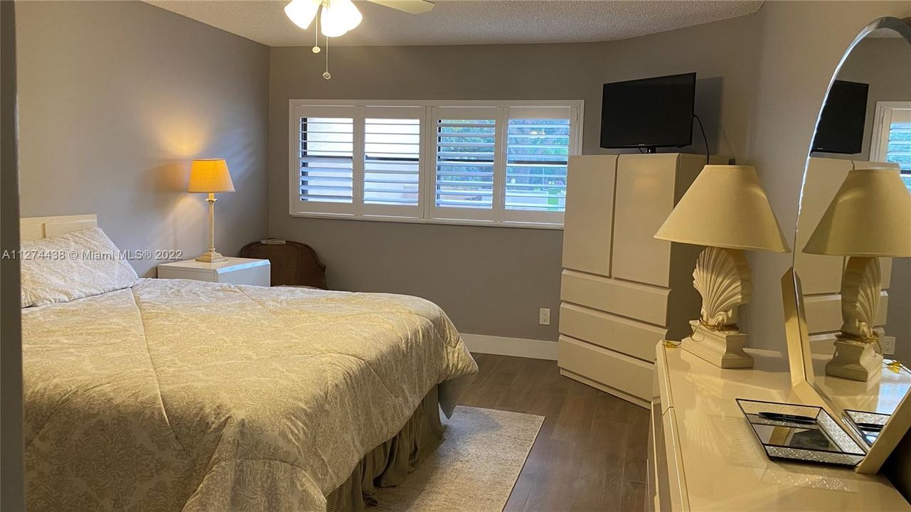 first floor master BR with king bed