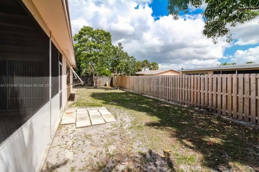 Recently Rented: $3,399 (4 beds, 2 baths, 1860 Square Feet)