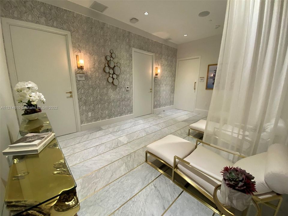 最近租的: $15,800 (3 贝兹, 4 浴室, 2743 平方英尺)