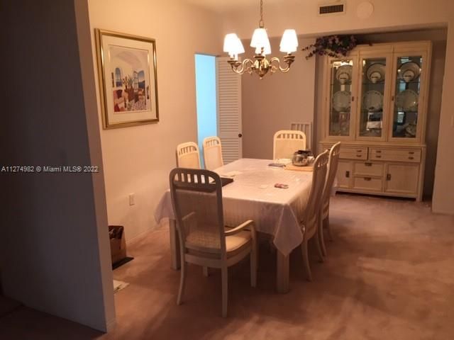 Recently Sold: $489,000 (1 beds, 1 baths, 993 Square Feet)