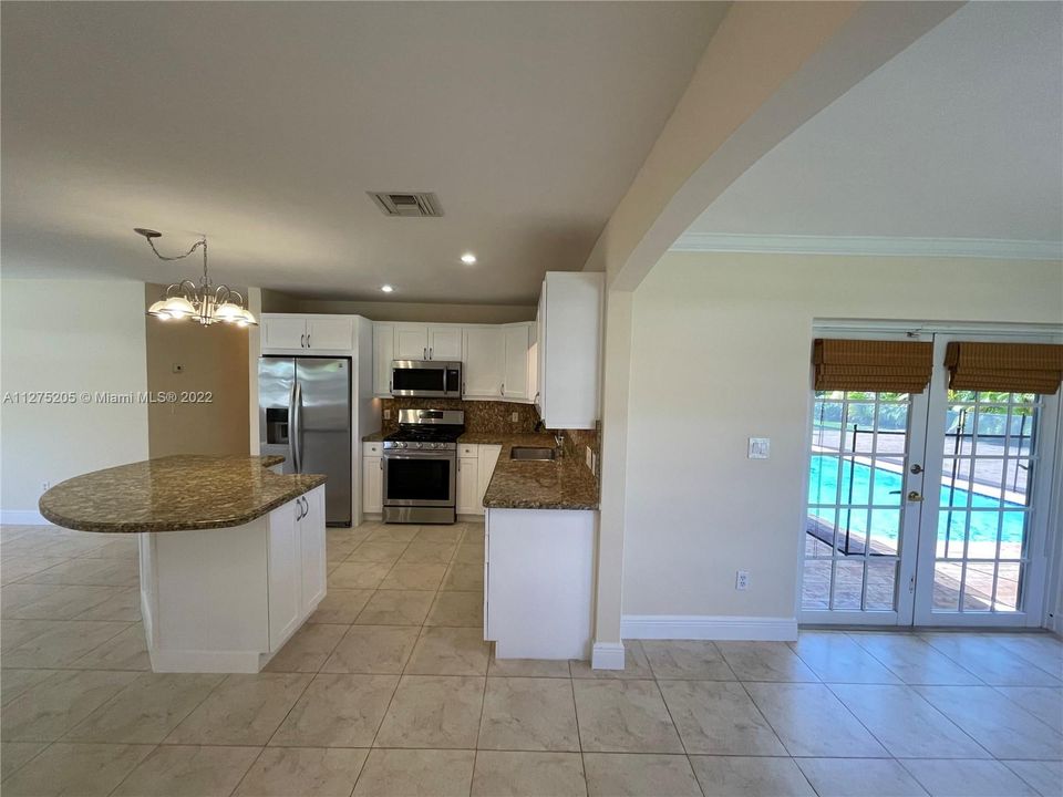 Kitchen all remodeled, soft closing cabinets, spotlight for island, sink, under cabinets...
