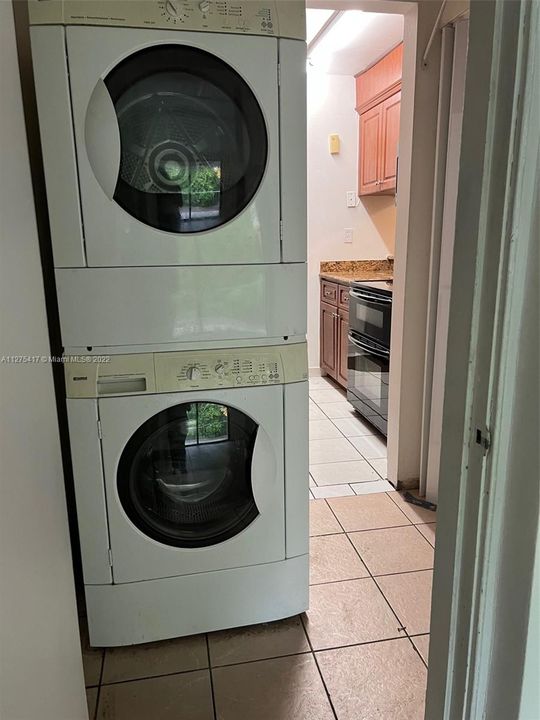 Недавно арендовано: $2,800 (3 спален, 1 ванн, 964 Квадратных фут)