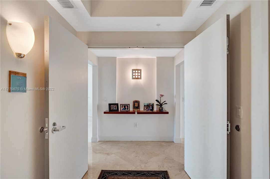 Recently Sold: $725,000 (3 beds, 3 baths, 1545 Square Feet)