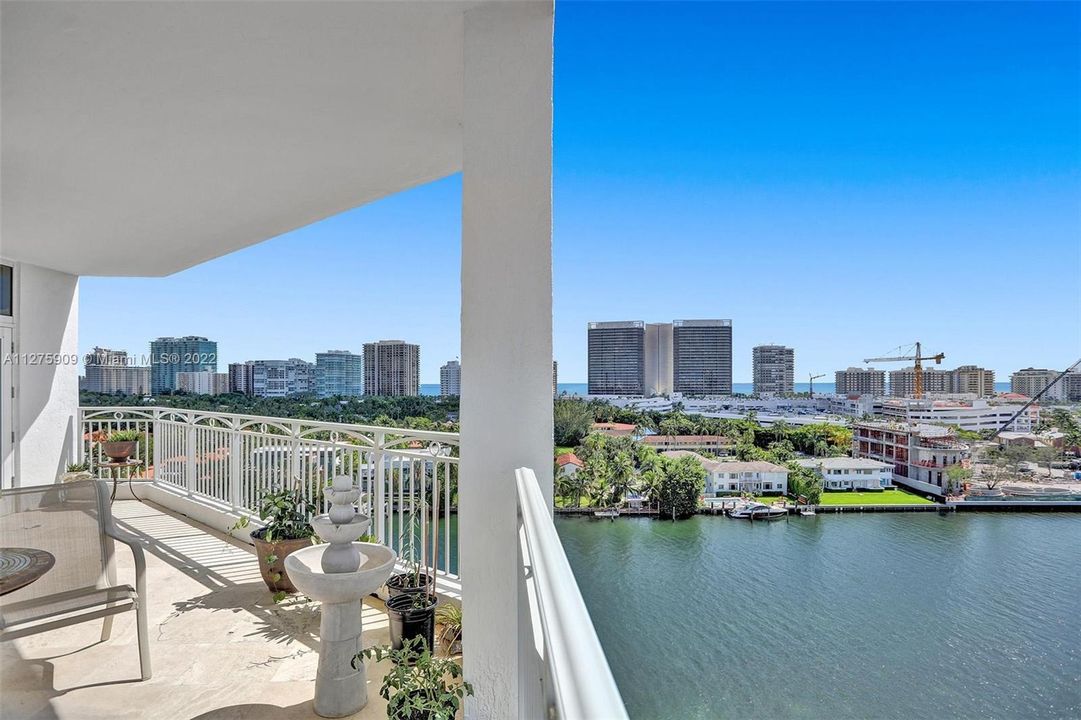 Recently Sold: $1,024,000 (3 beds, 2 baths, 1731 Square Feet)