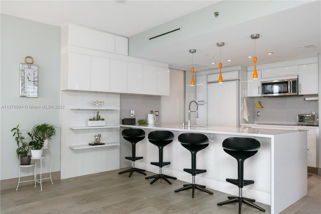 Recently Sold: $1,300,000 (3 beds, 2 baths, 1789 Square Feet)