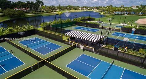 8 PICKLEBALL COURTS