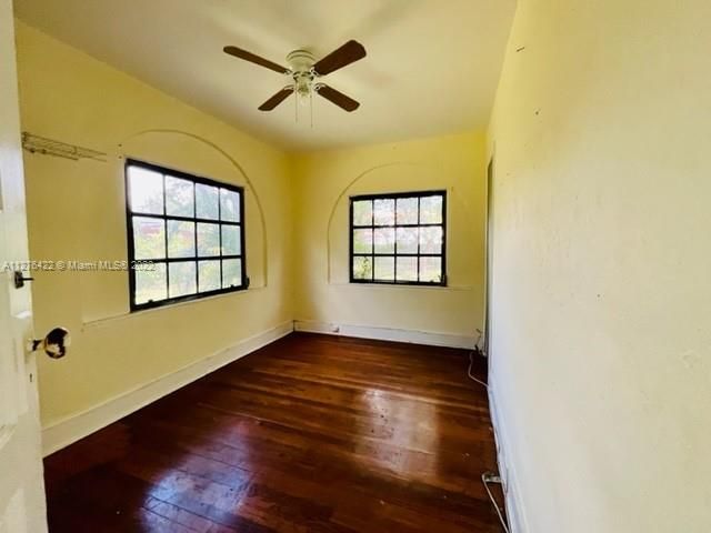 Recently Sold: $600,000 (3 beds, 2 baths, 1256 Square Feet)