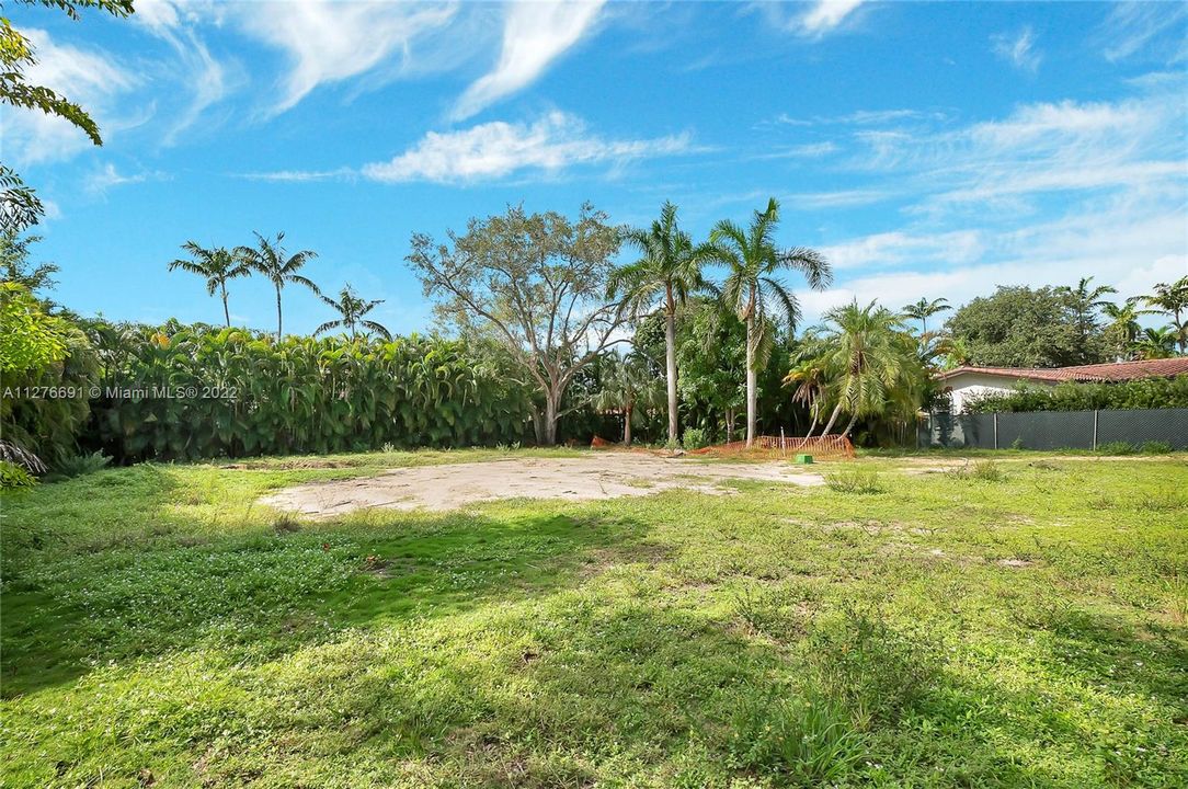 Recently Sold: $1,499,000 (0.50 acres)