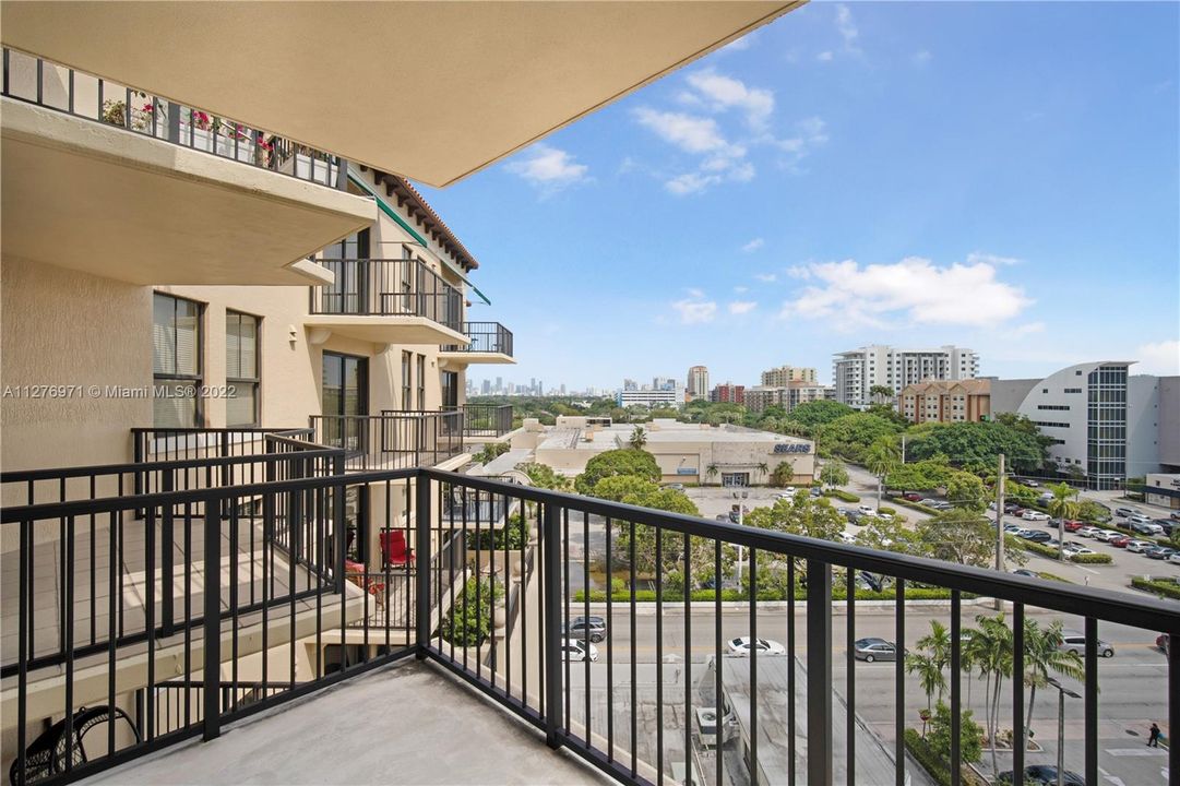 Recently Sold: $490,000 (1 beds, 1 baths, 1115 Square Feet)