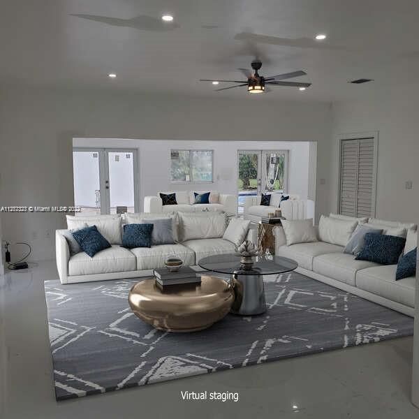 OPEN FLOOR PLAN LIVING/FAMILY ROOM