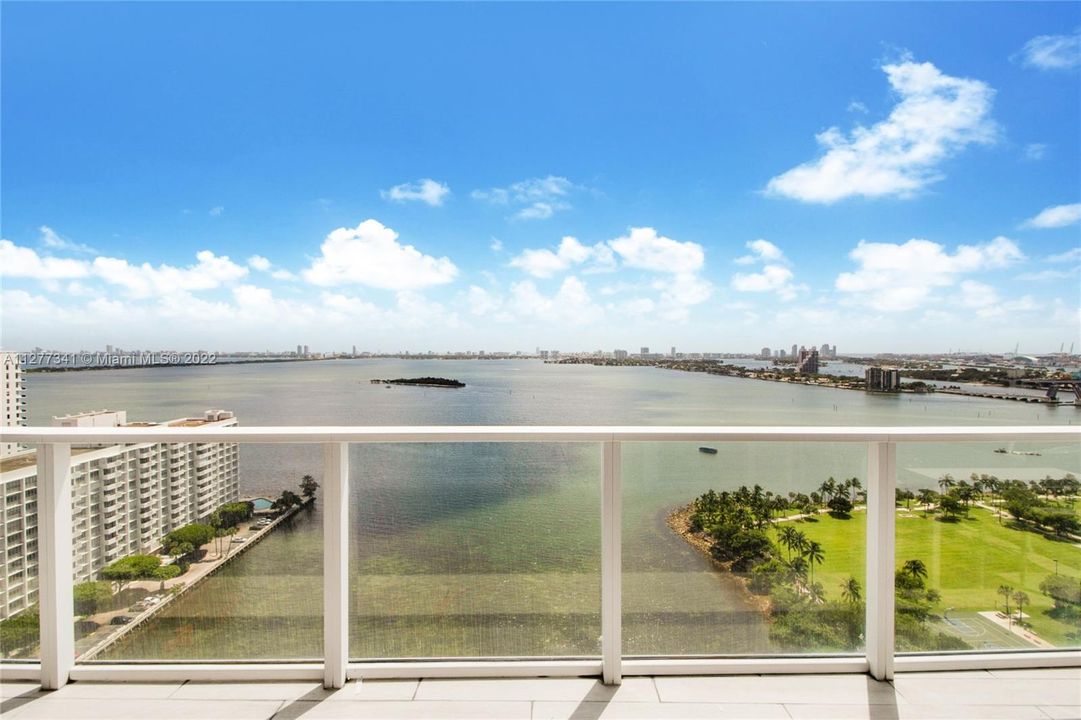 Recently Sold: $1,780,000 (3 beds, 3 baths, 1679 Square Feet)