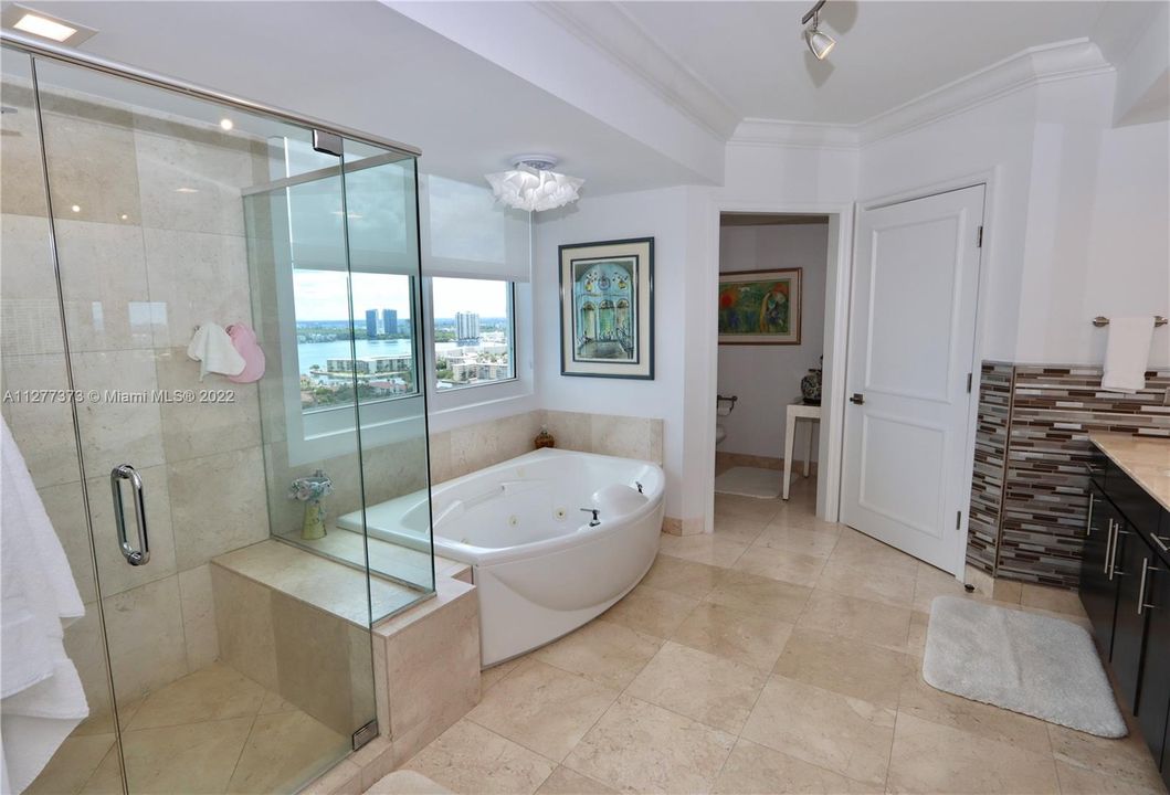 Недавно продано: $2,350,000 (4 спален, 4 ванн, 3620 Квадратных фут)