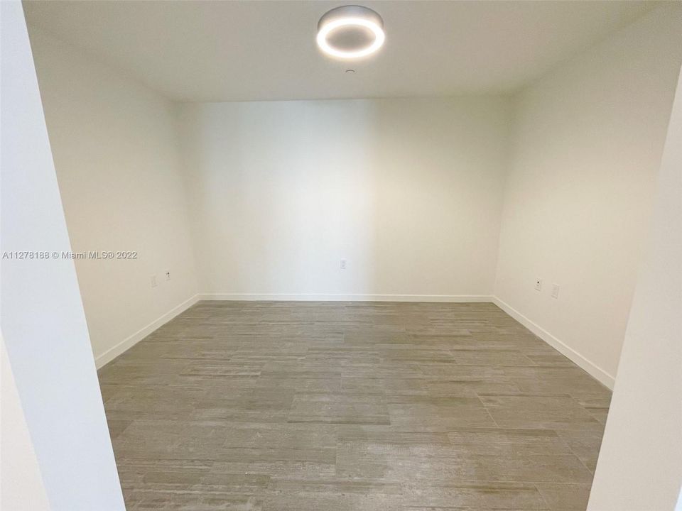 Recently Rented: $8,500 (2 beds, 2 baths, 1334 Square Feet)