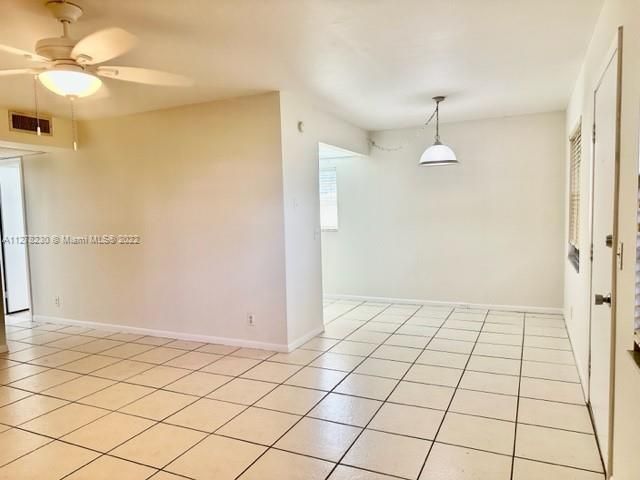 Recientemente alquilado: $2,000 (2 camas, 1 baños, 954 Pies cuadrados)