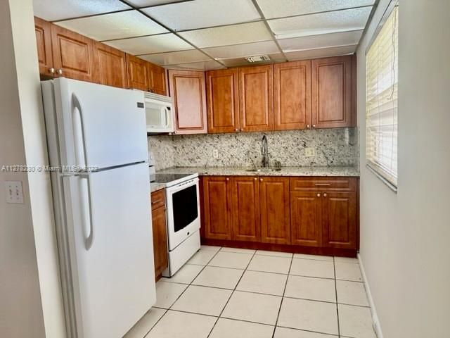 Recientemente alquilado: $2,000 (2 camas, 1 baños, 954 Pies cuadrados)