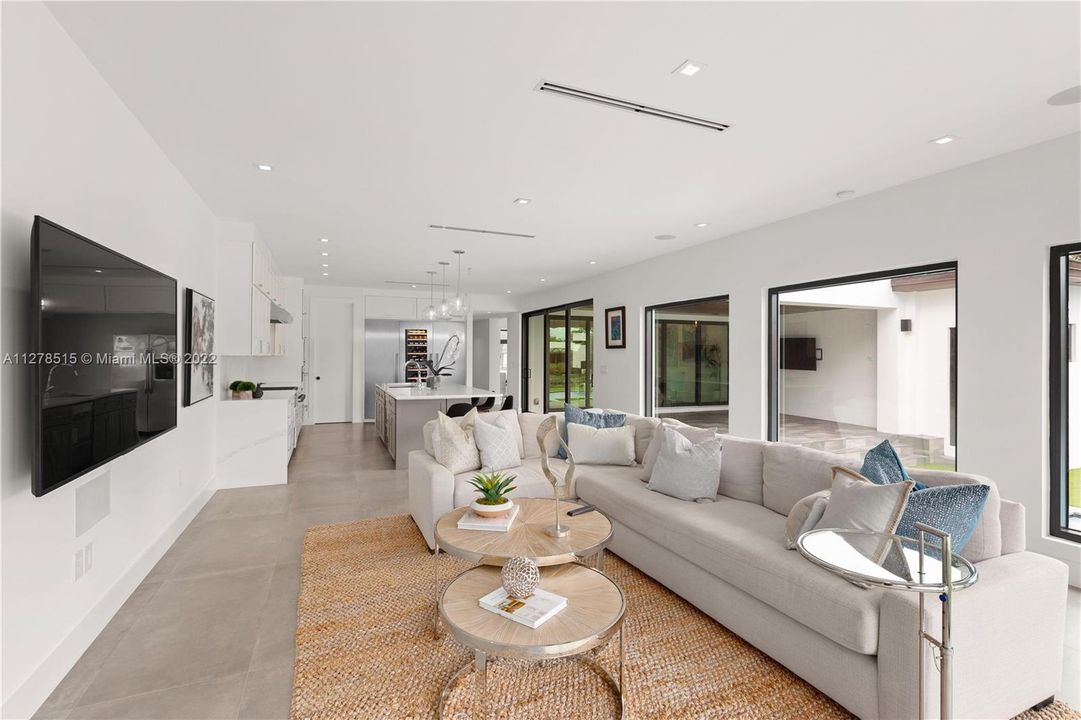 Recently Sold: $4,398,000 (4 beds, 5 baths, 0 Square Feet)