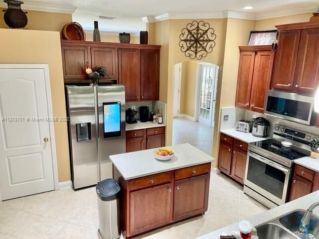 Recently Sold: $399,999 (4 beds, 3 baths, 0 Square Feet)
