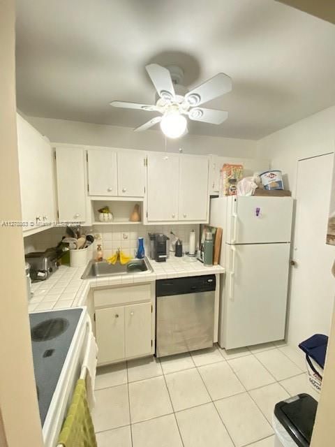 Recently Sold: $289,900 (1 beds, 1 baths, 726 Square Feet)