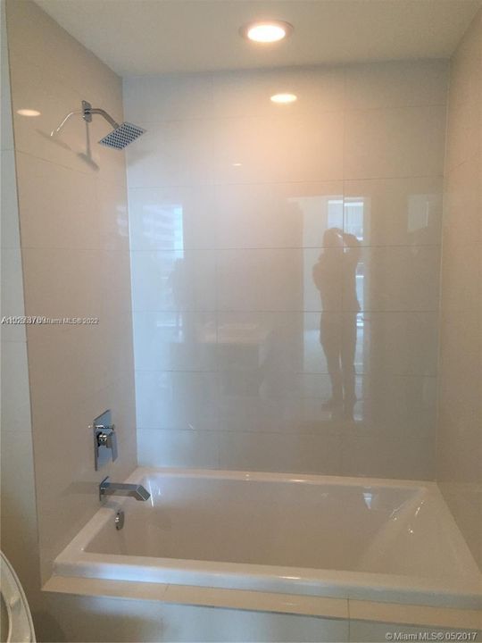 Недавно арендовано: $2,400 (0 спален, 1 ванн, 530 Квадратных фут)