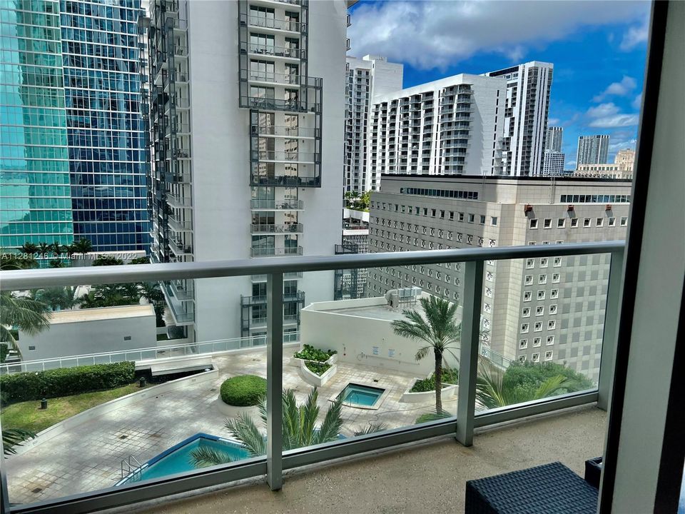 Recently Sold: $380,000 (1 beds, 1 baths, 544 Square Feet)