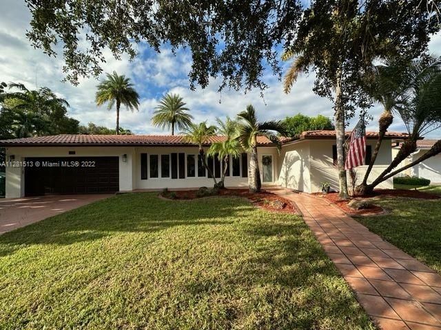 Recently Sold: $749,000 (3 beds, 2 baths, 1307 Square Feet)