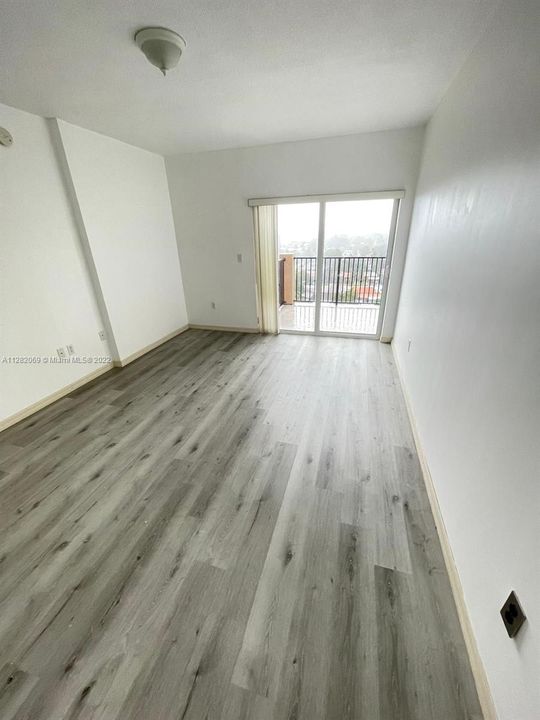Recently Rented: $2,600 (2 beds, 2 baths, 824 Square Feet)