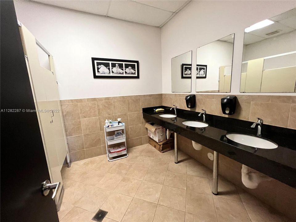 Recently Rented: $40 (0 beds, 0 baths, 0 Square Feet)