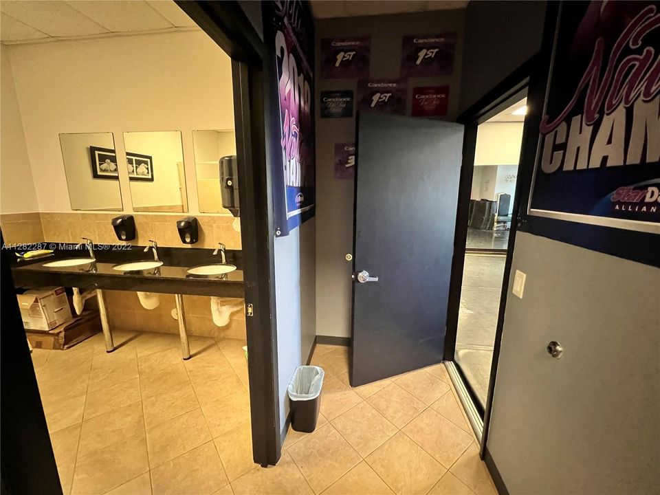 Recently Rented: $40 (0 beds, 0 baths, 0 Square Feet)