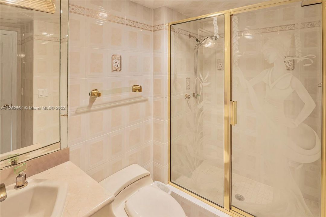 最近售出: $865,000 (2 贝兹, 2 浴室, 1388 平方英尺)