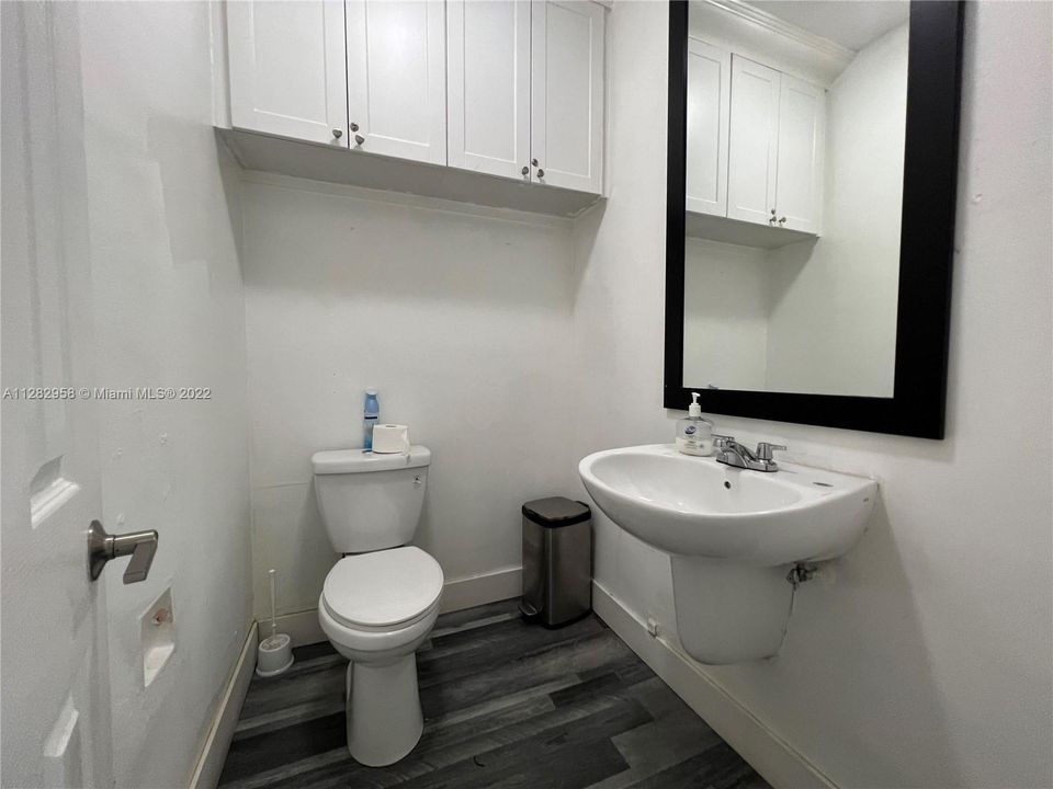 Недавно арендовано: $4,500 (0 спален, 0 ванн, 0 Квадратных фут)